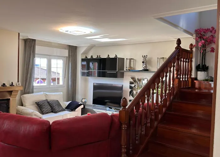 !chalet De Lujo Vacaciones!... * Camargo