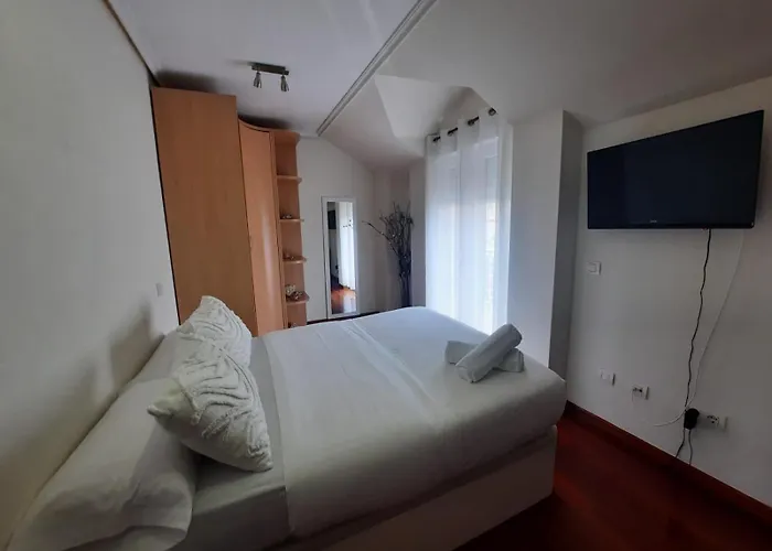 !chalet De Lujo Vacaciones!... * Camargo